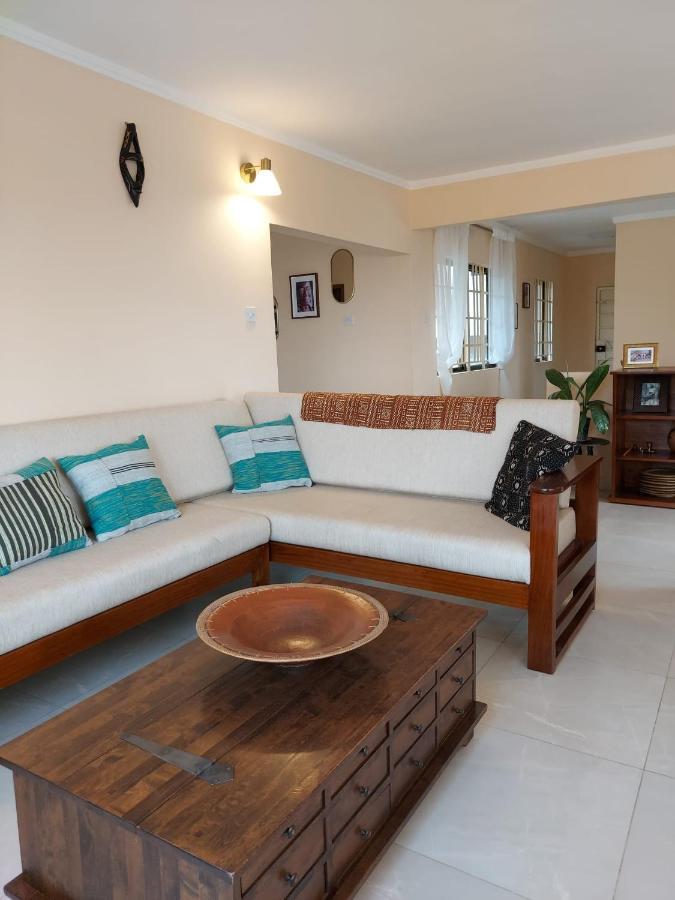 Cole Street Guesthouse Фритаун Экстерьер фото