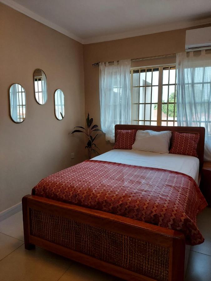 Cole Street Guesthouse Фритаун Экстерьер фото